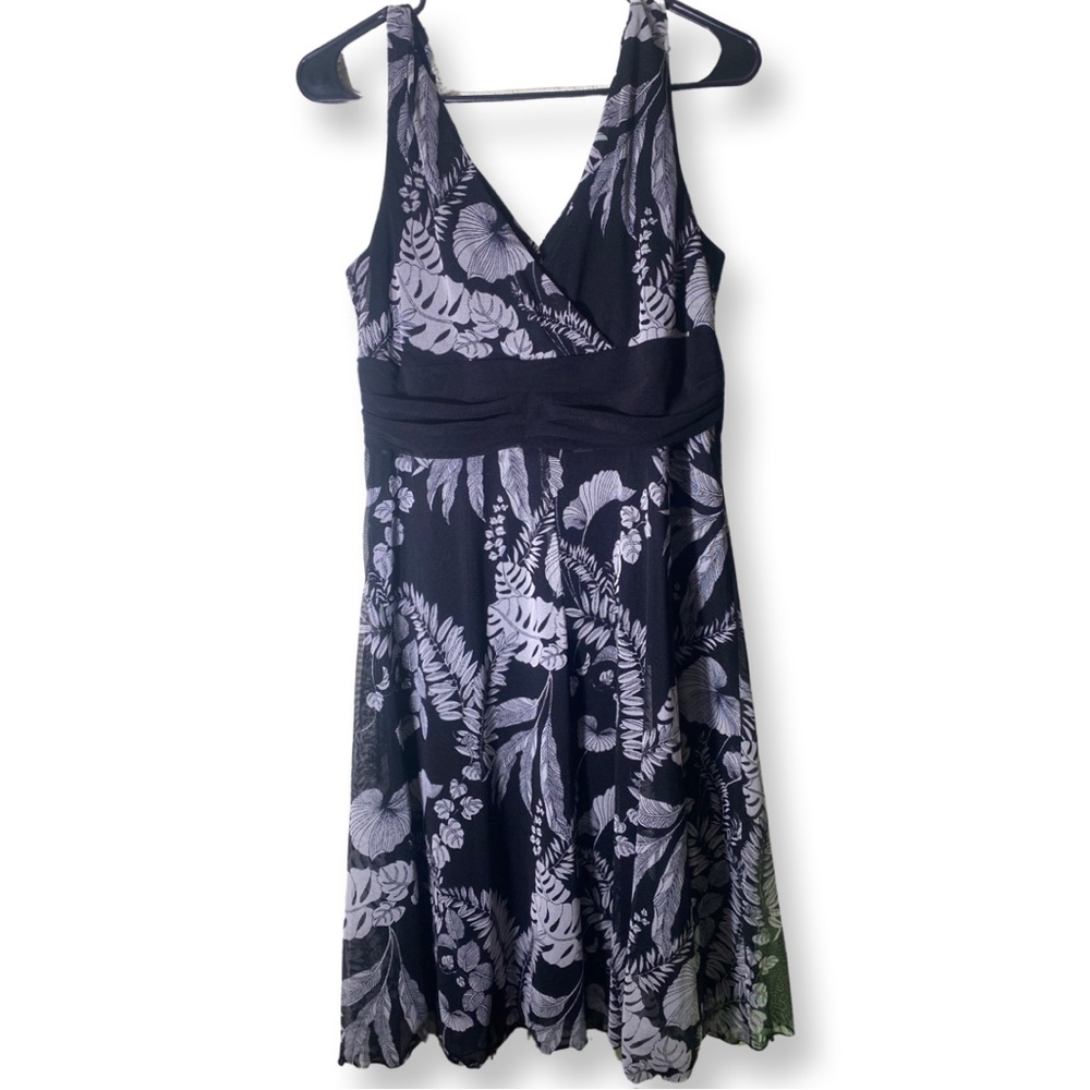 Black and white dress